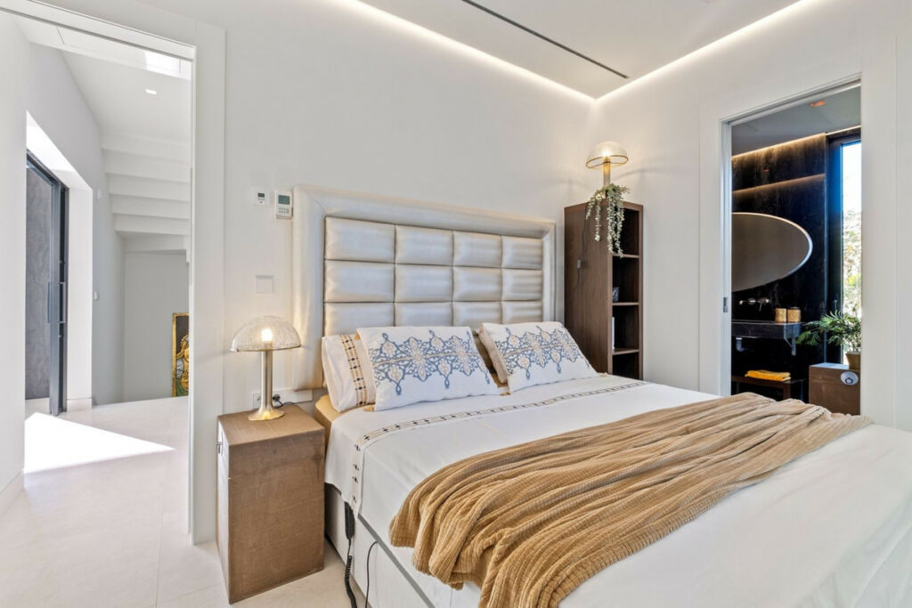 Detached Villa Marbesa Málaga - image 21