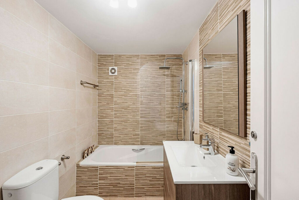 Detached Villa Alhaurín de la Torre Málaga - image 21