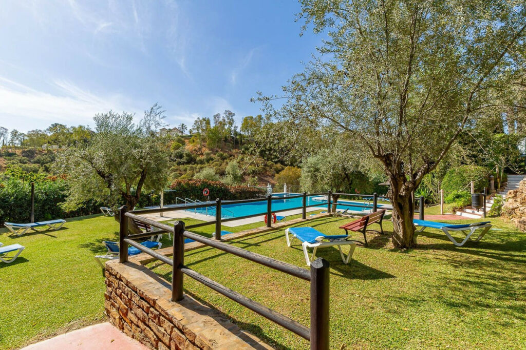 Ground Floor Apartment Benahavís Málaga - image 14