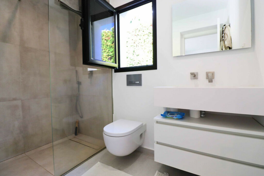 Detached Villa El Chaparral Málaga - image 21