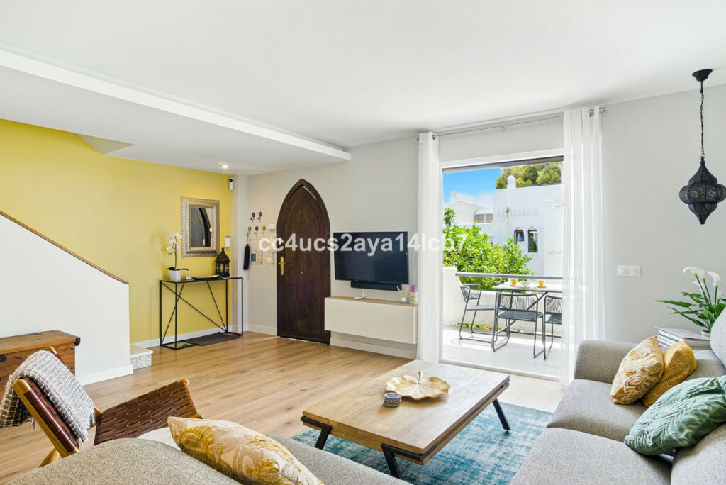 Townhouse Nueva Andalucía Málaga - image 21