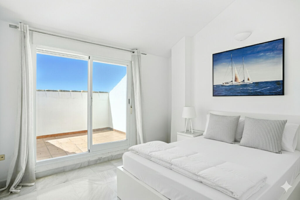 Penthouse The Golden Mile Málaga - image 21