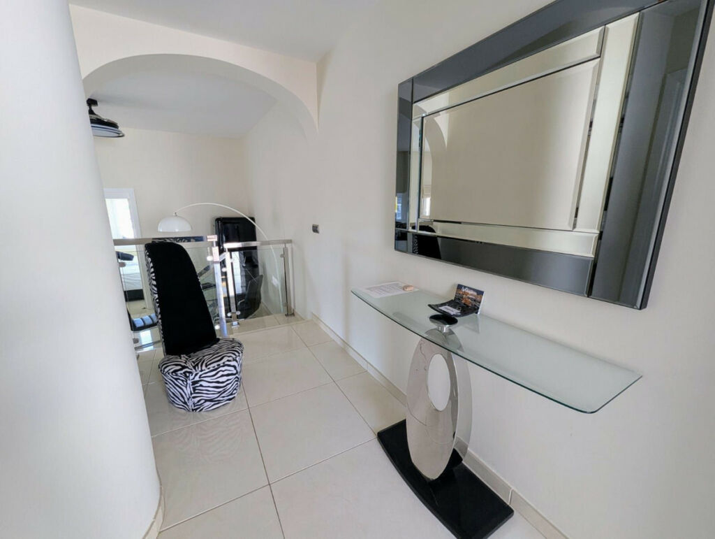 Middle Floor Apartment Puerto de Cabopino Málaga - image 21