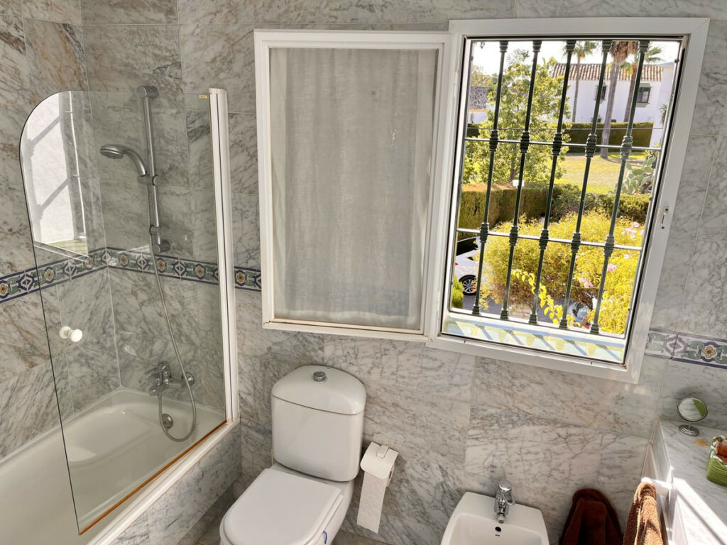 Townhouse Estepona Málaga - image 21