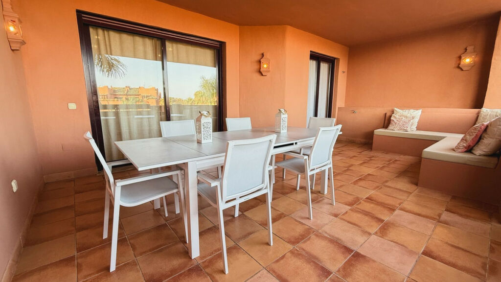 Middle Floor Apartment Estepona Málaga - image 21