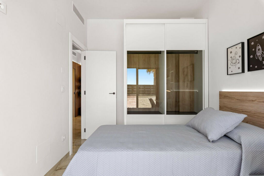 Detached Villa Algorfa Alicante - image 21