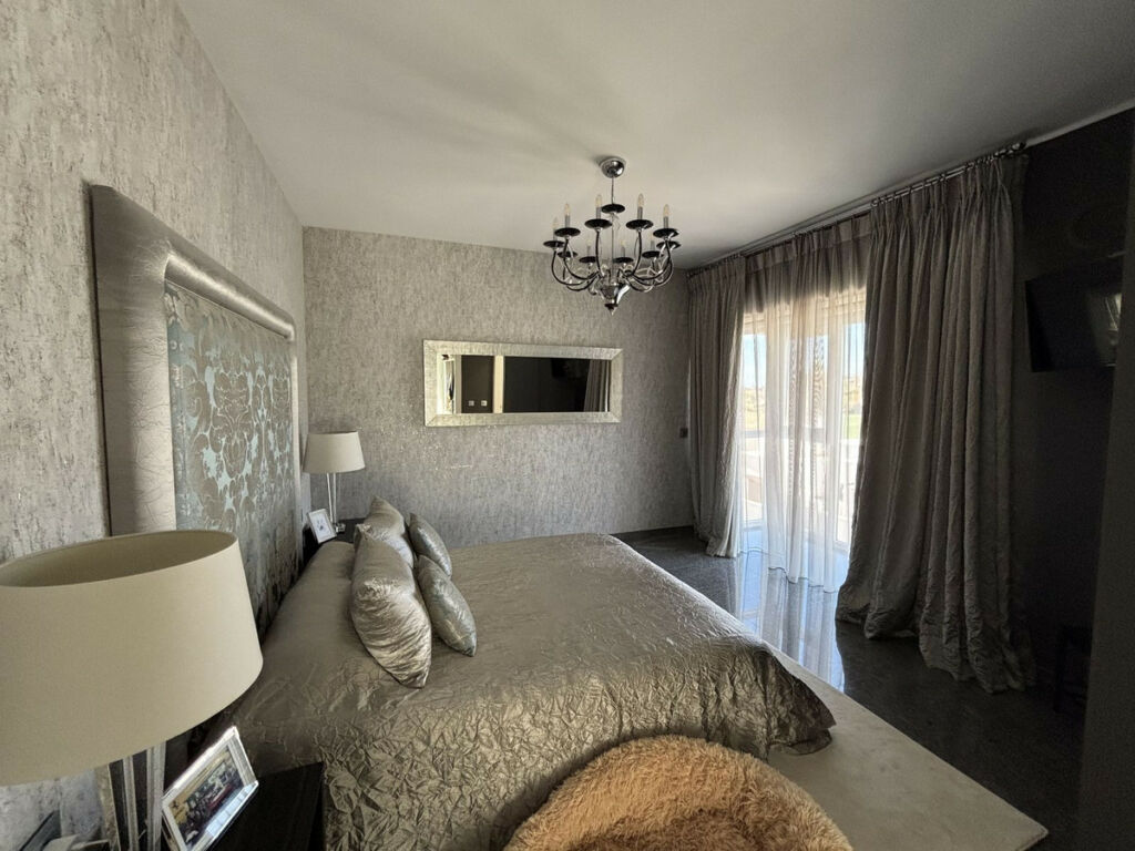 Detached Villa La Cala Golf Málaga - image 21