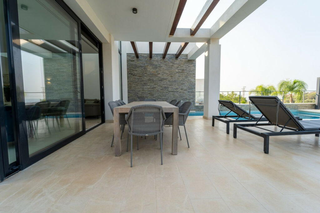 Semi-Detached House Cabopino Málaga - image 21