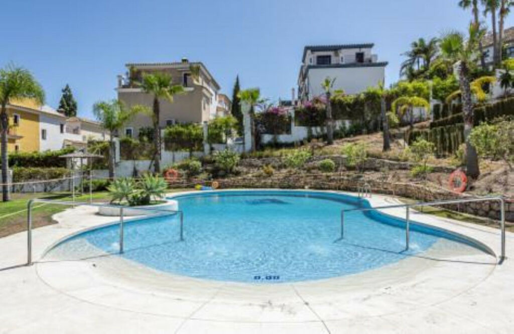 Ground Floor Apartment The Golden Mile Málaga - image 21