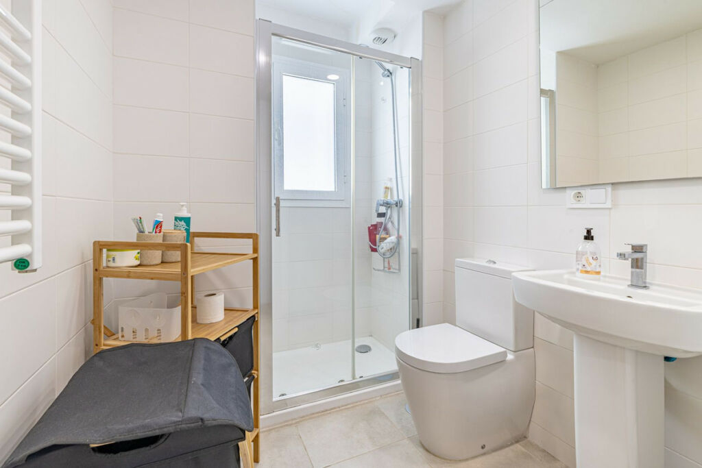 Middle Floor Apartment Estepona Málaga - image 21