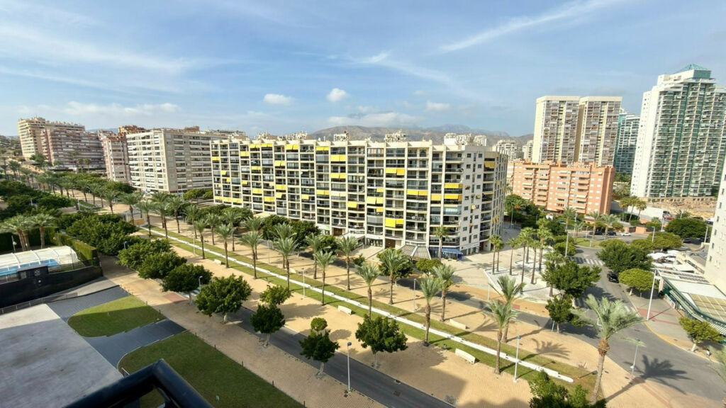 Middle Floor Apartment Villajoyosa Alicante - image 21