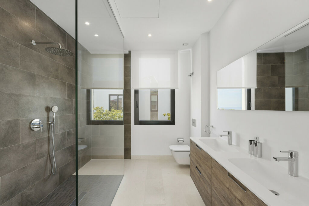 Semi-Detached House Cabopino Málaga - image 21