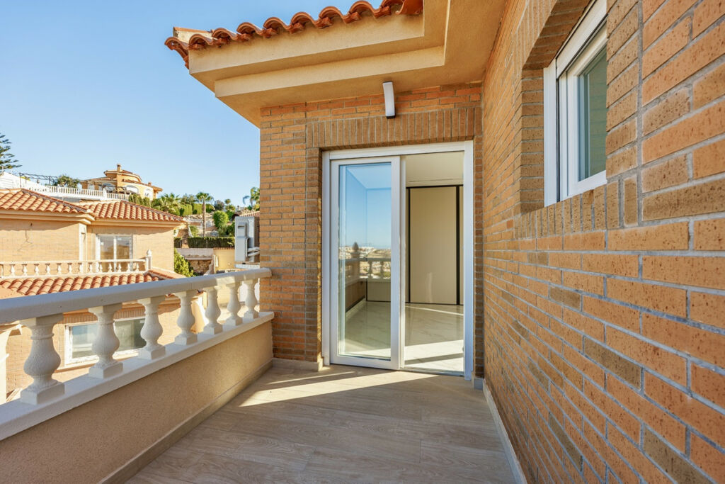 Detached Villa Rojales Alicante - image 21