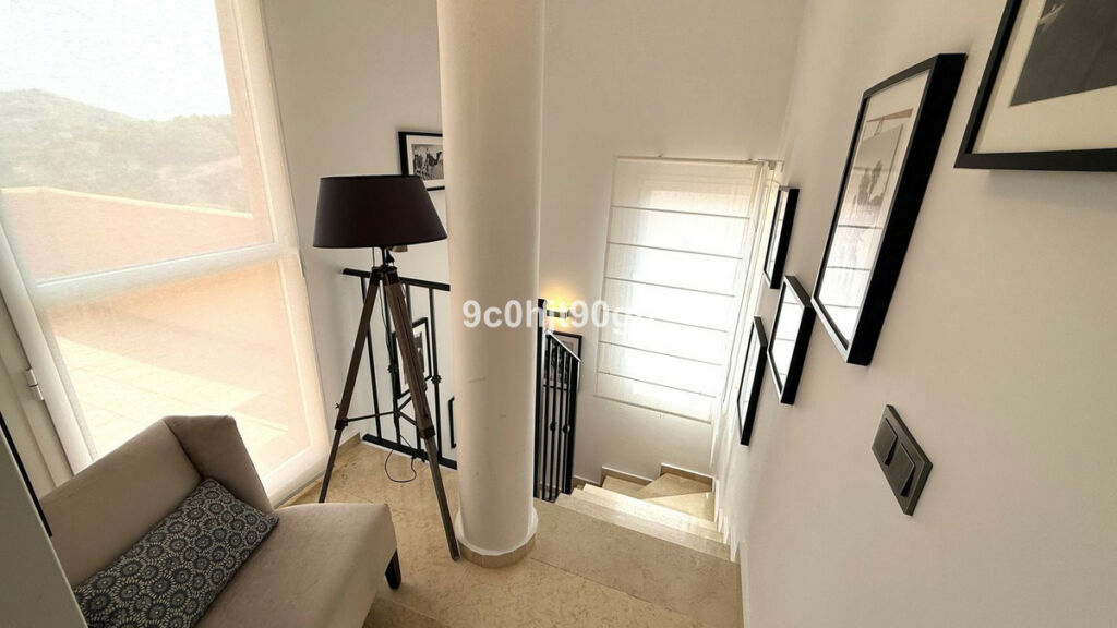 Penthouse Duplex Elviria Málaga - image 21