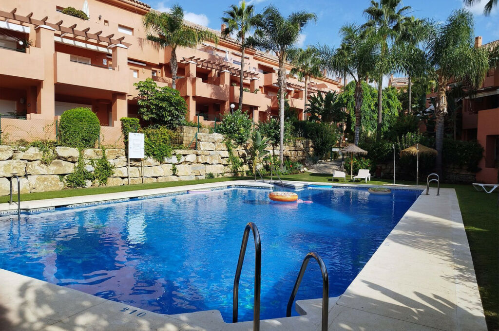 Ground Floor Apartment Estepona Málaga - image 21