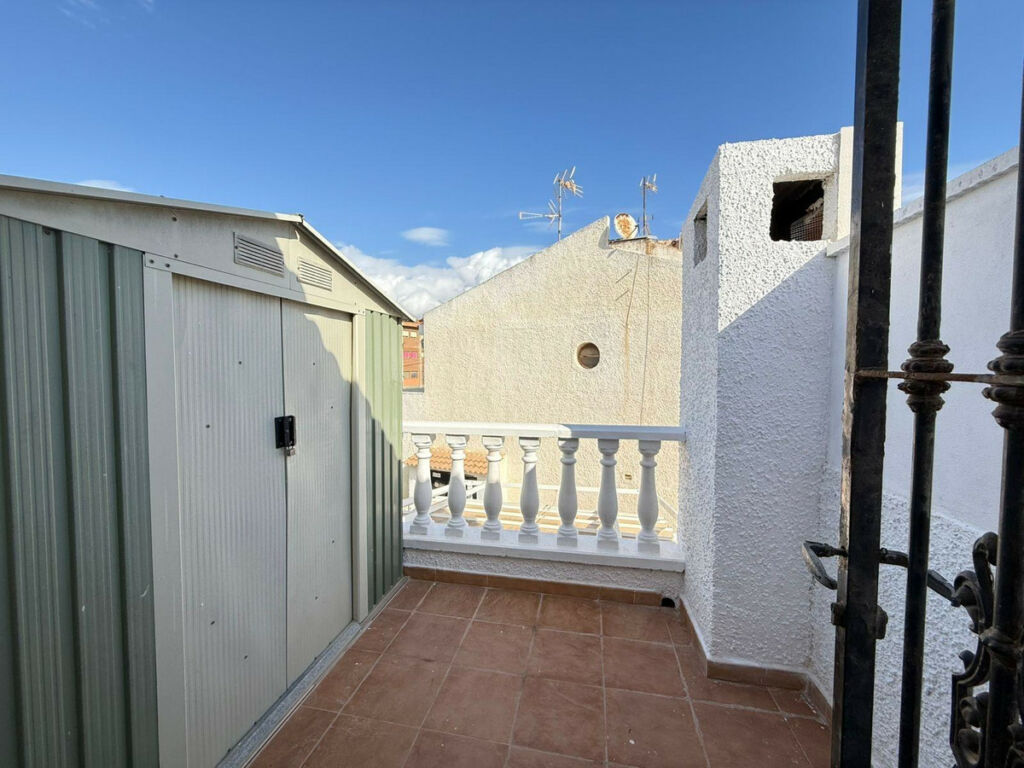 Townhouse Torrevieja Alicante - image 21