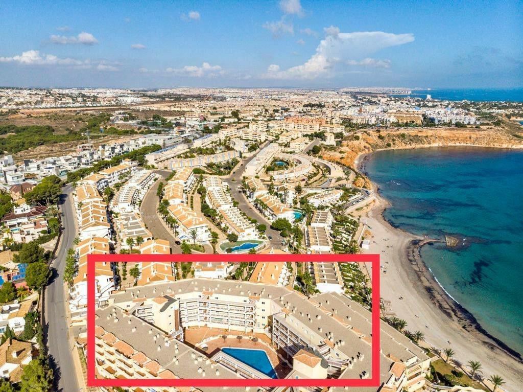 Middle Floor Apartment Campoamor Alicante - image 21