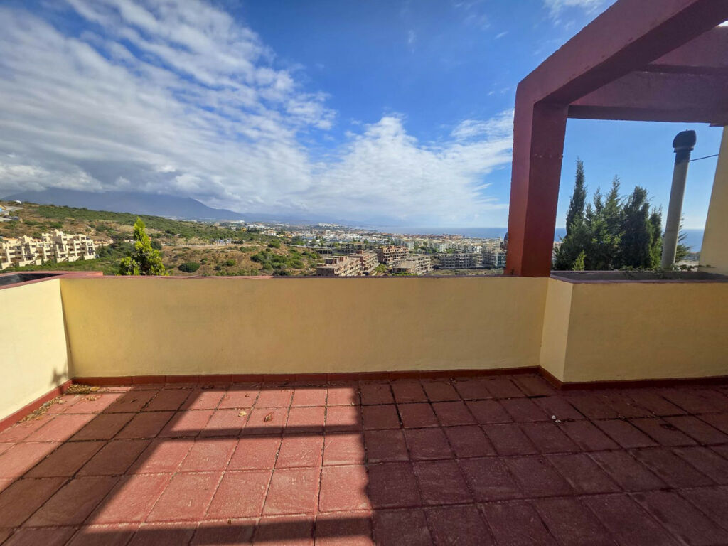 Duplex La Duquesa Málaga - image 21