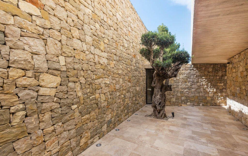 Detached Villa La Fustera Alicante - image 21