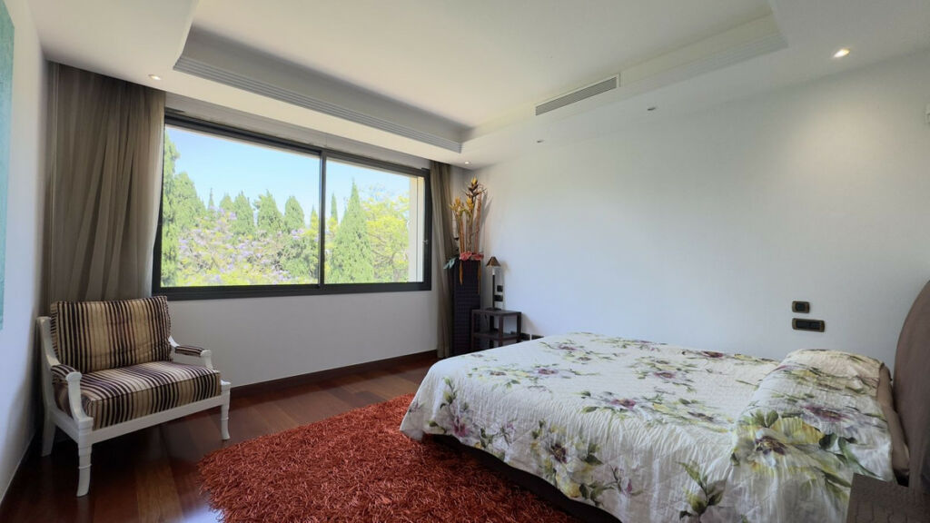 Middle Floor Apartment Puerto Banús Málaga - image 21