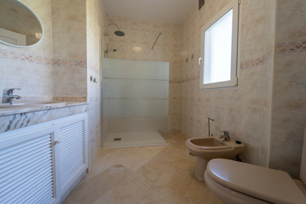 Detached Villa Riviera del Sol Málaga - image 21