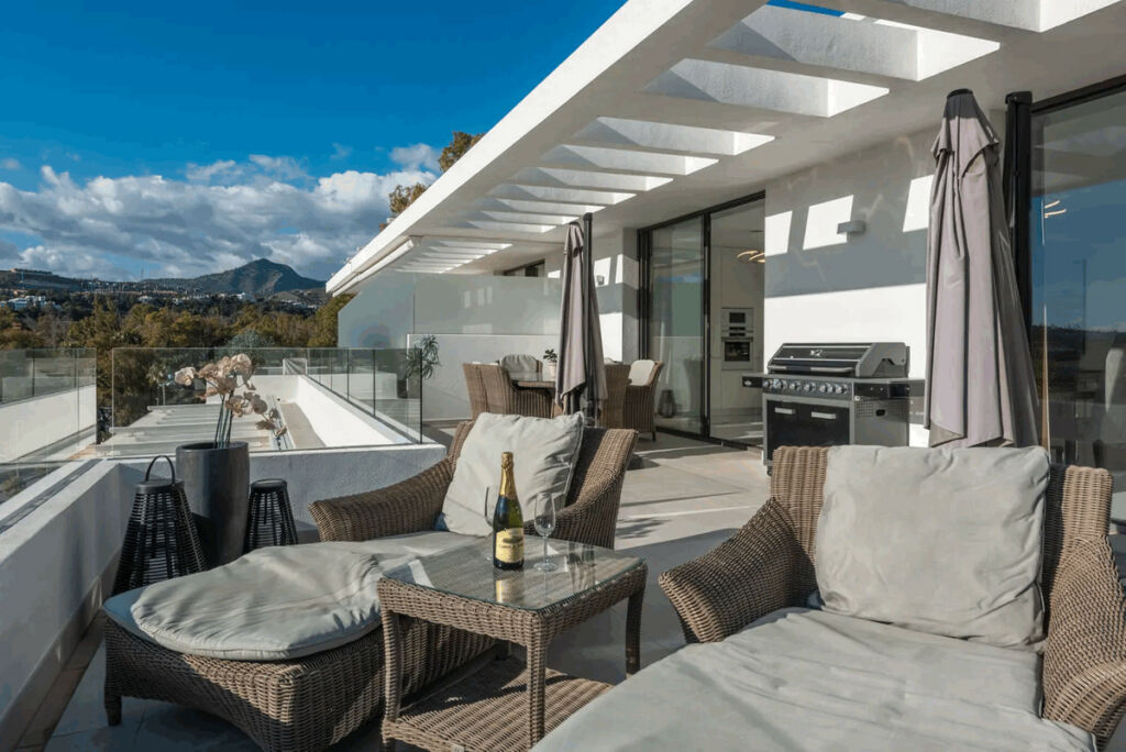 Penthouse Estepona Málaga - image 21