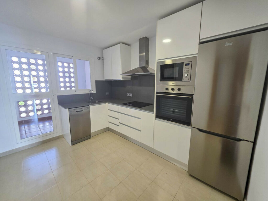 Middle Floor Apartment La Duquesa Málaga - image 22