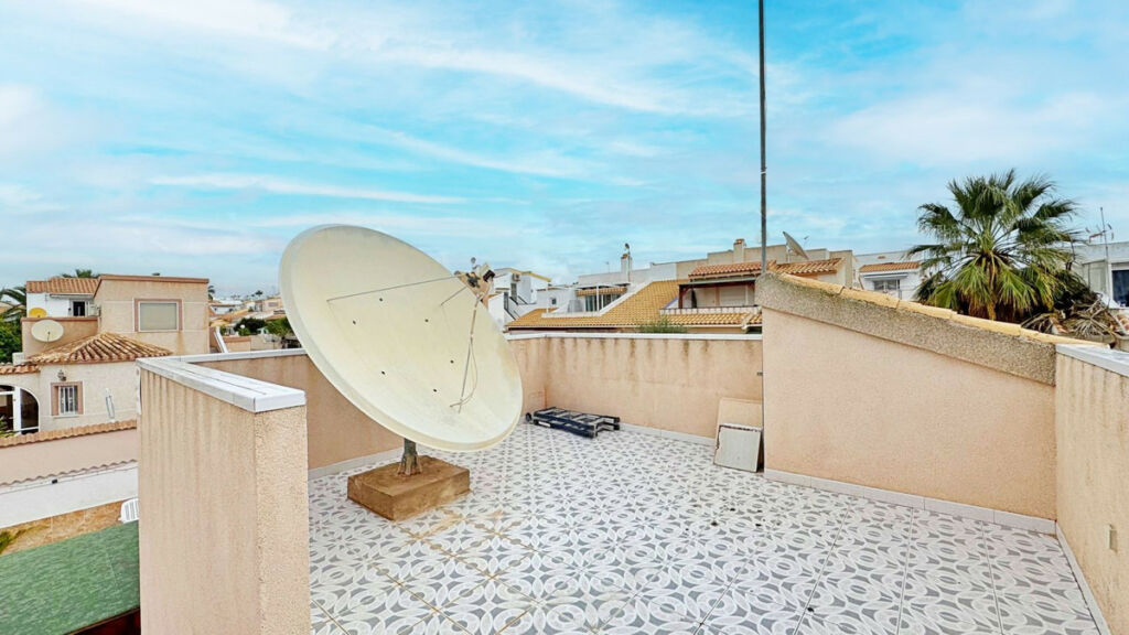 Detached Villa Orihuela Costa Alicante - image 22
