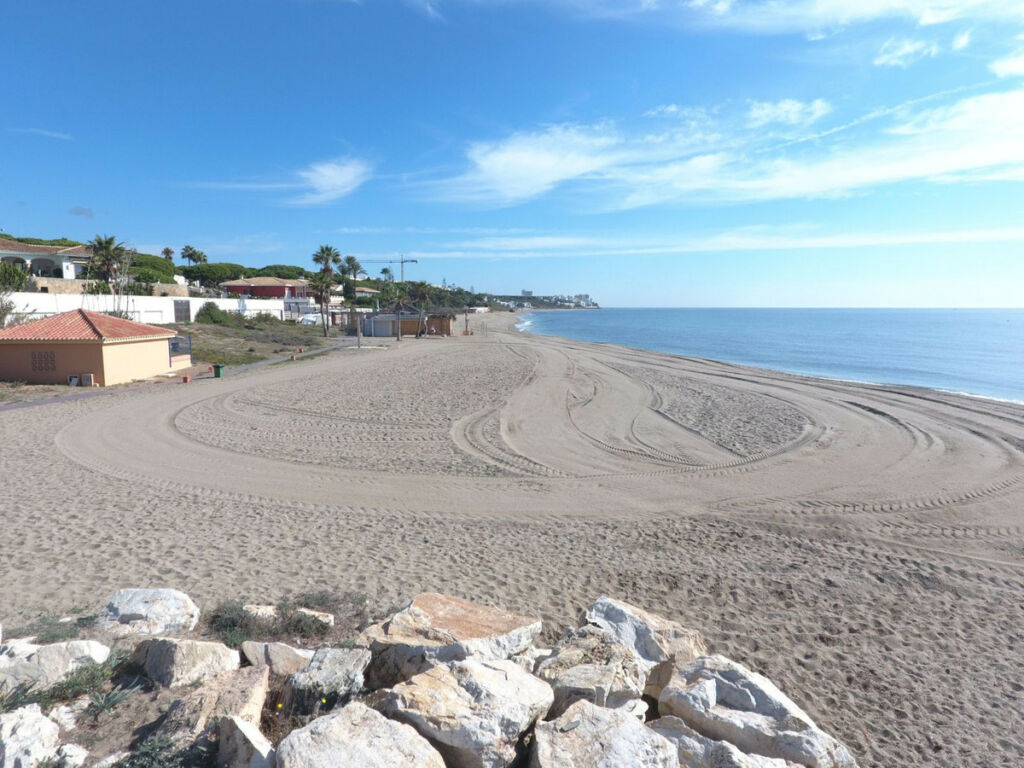Middle Floor Apartment Puerto de Cabopino Málaga - image 22