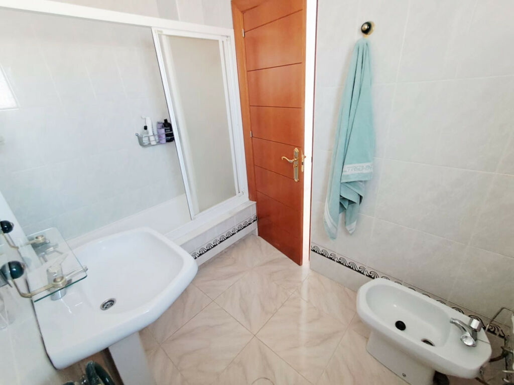 Semi-Detached House Benalmadena Málaga - image 22