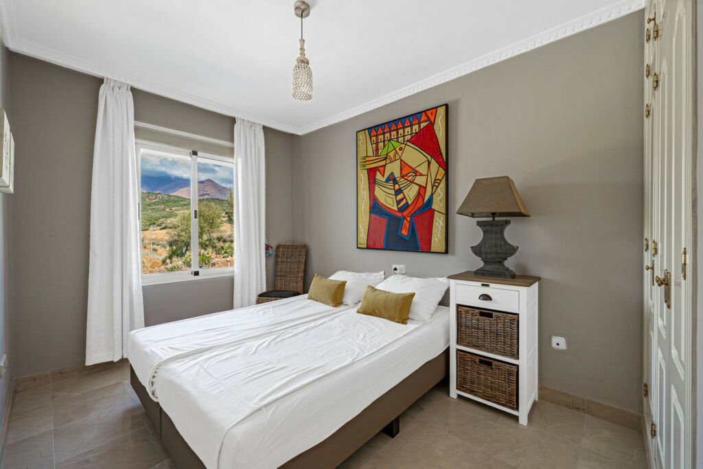 Semi-Detached House Estepona Málaga - image 22