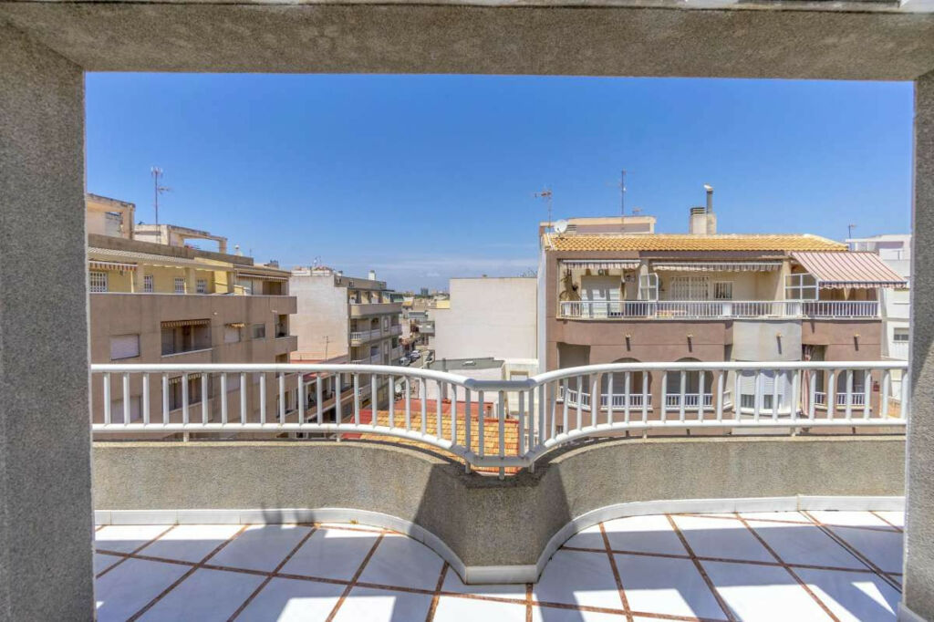 Penthouse Torrevieja Alicante - image 22