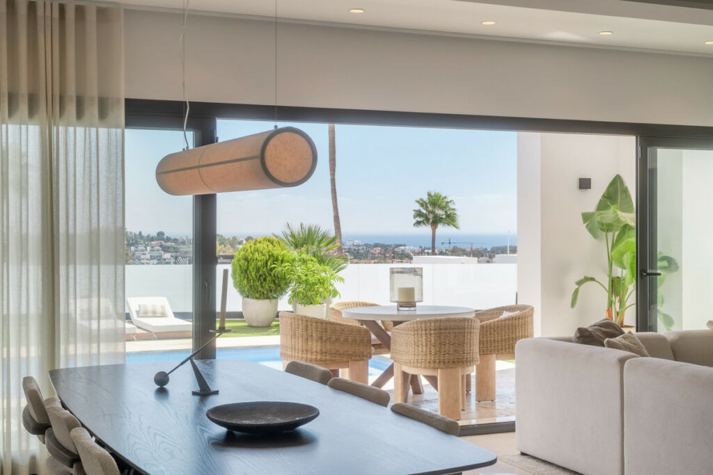 Detached Villa Benahavís Málaga - image 22