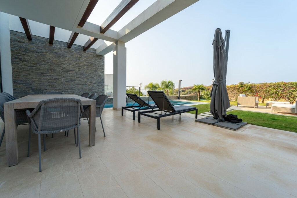 Semi-Detached House Cabopino Málaga - image 22
