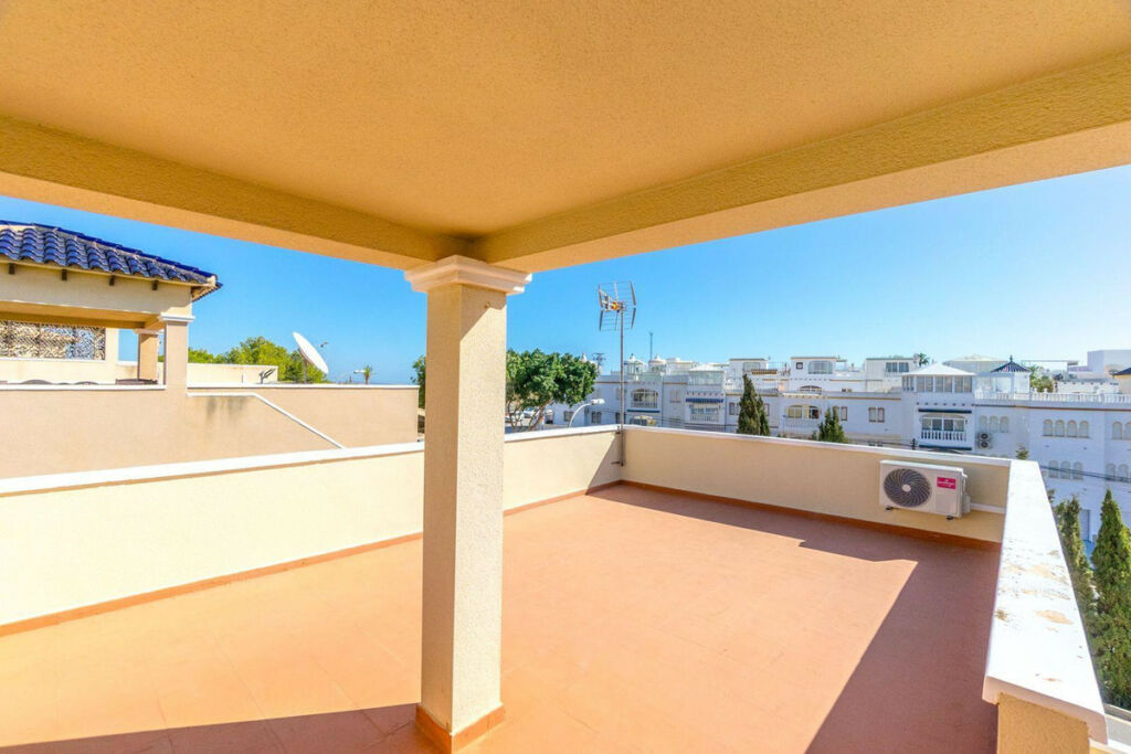 Detached Villa Orihuela Costa Alicante - image 22