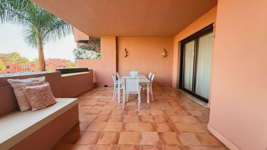 Middle Floor Apartment Estepona Málaga - image 22