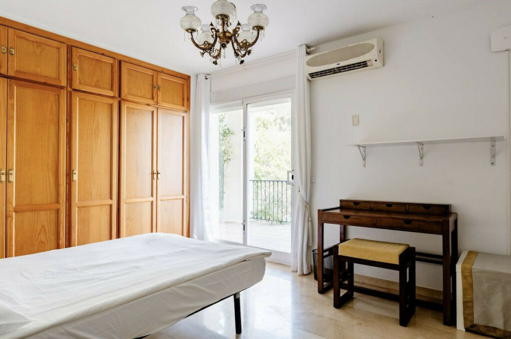 Detached Villa Valtocado Málaga - image 22
