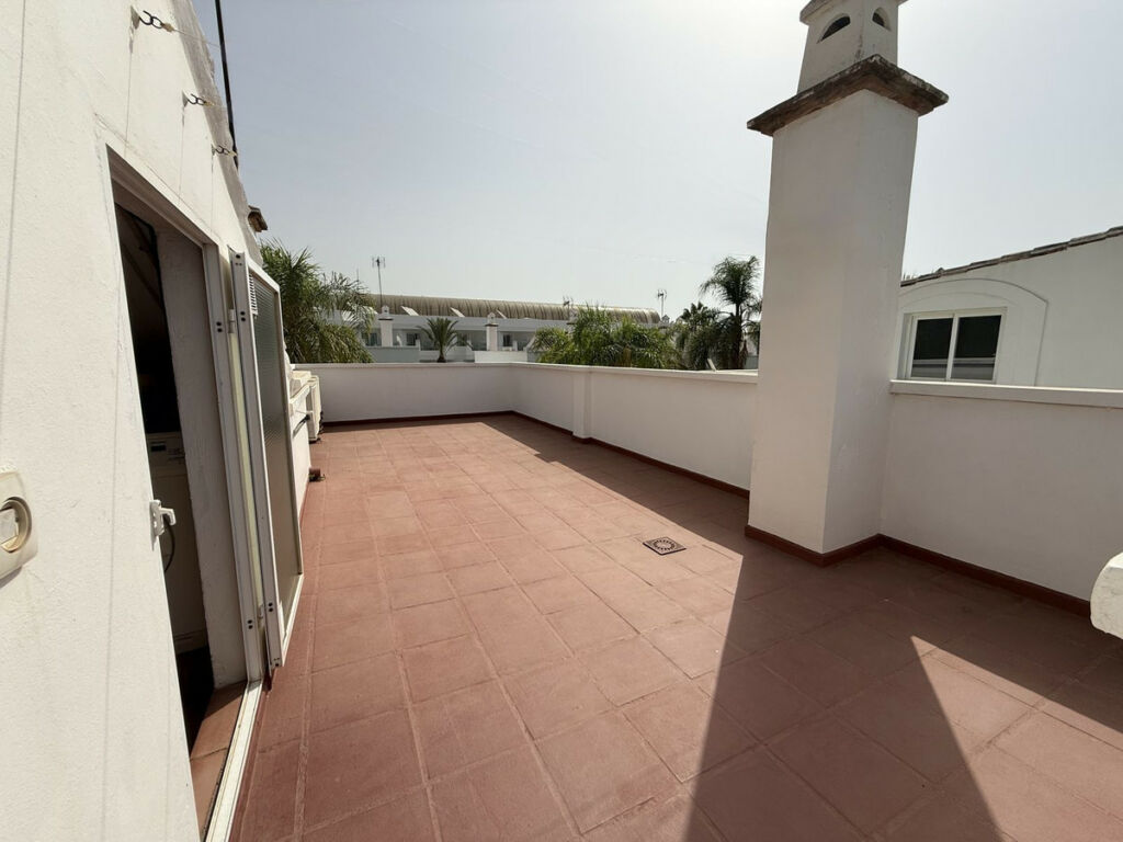 Semi-Detached House The Golden Mile Málaga - image 22