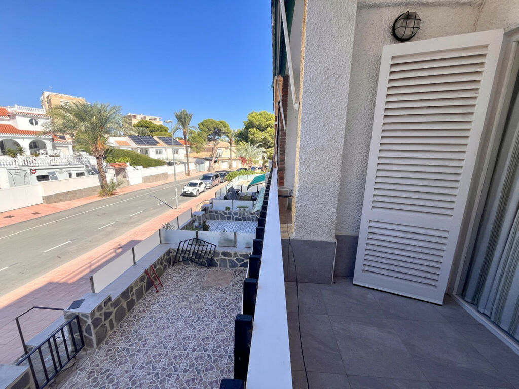 Middle Floor Apartment La Zenia Alicante - image 22