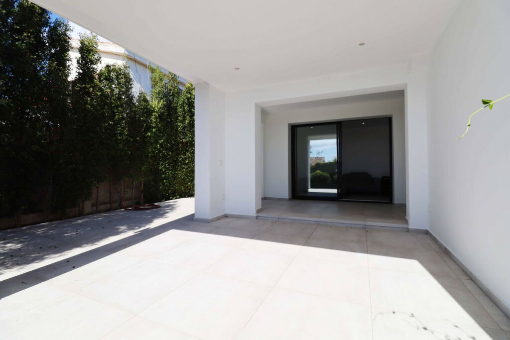 Detached Villa El Chaparral Málaga - image 22