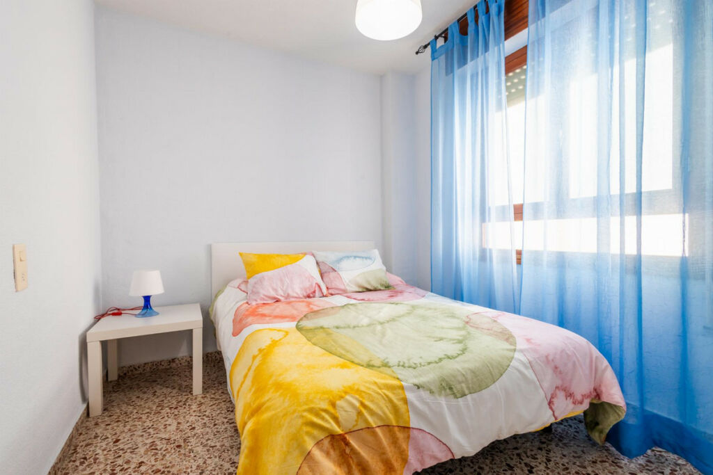 Middle Floor Apartment Torrevieja Alicante - image 22
