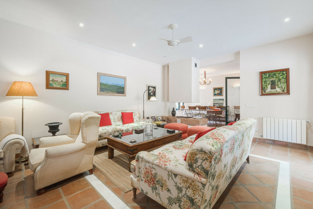 Detached Villa Sotogrande Cádiz - image 22