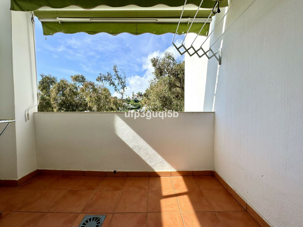 Penthouse Torrequebrada Málaga - image 22