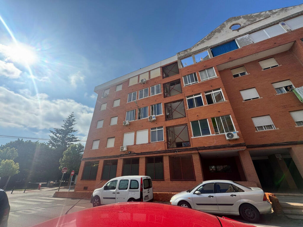 Middle Floor Apartment Torrevieja Alicante - image 22
