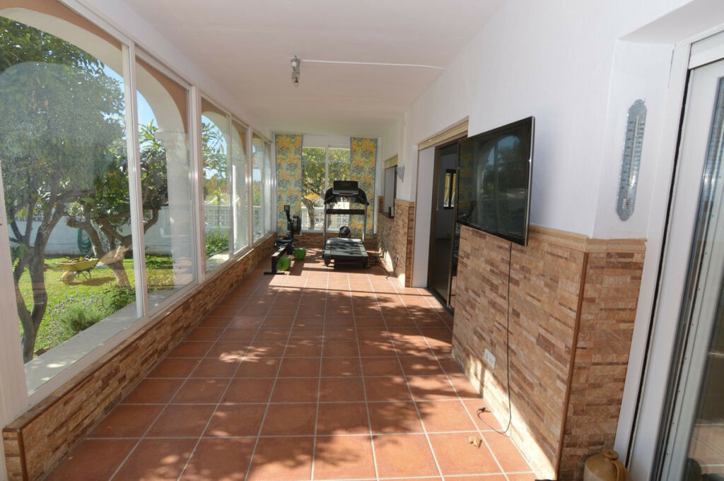 Detached Villa San Pedro de Alcántara Málaga - image 22