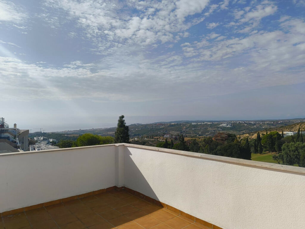 Middle Floor Apartment Casares Málaga - image 22