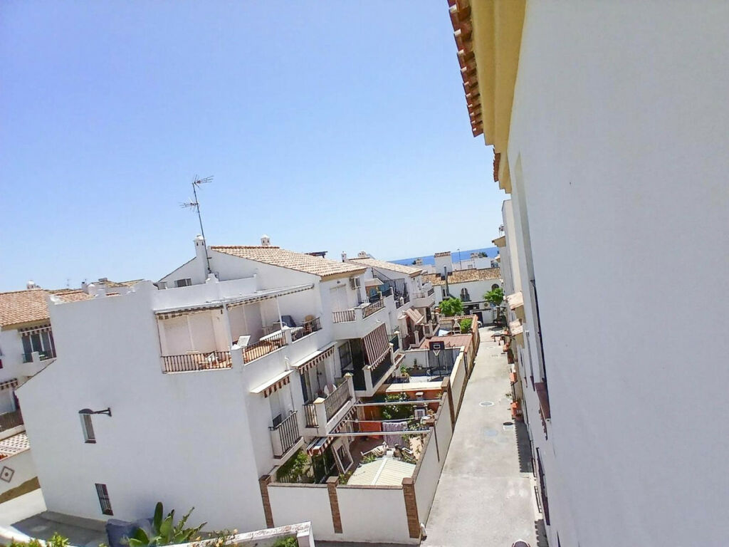 Duplex Estepona Málaga - image 22