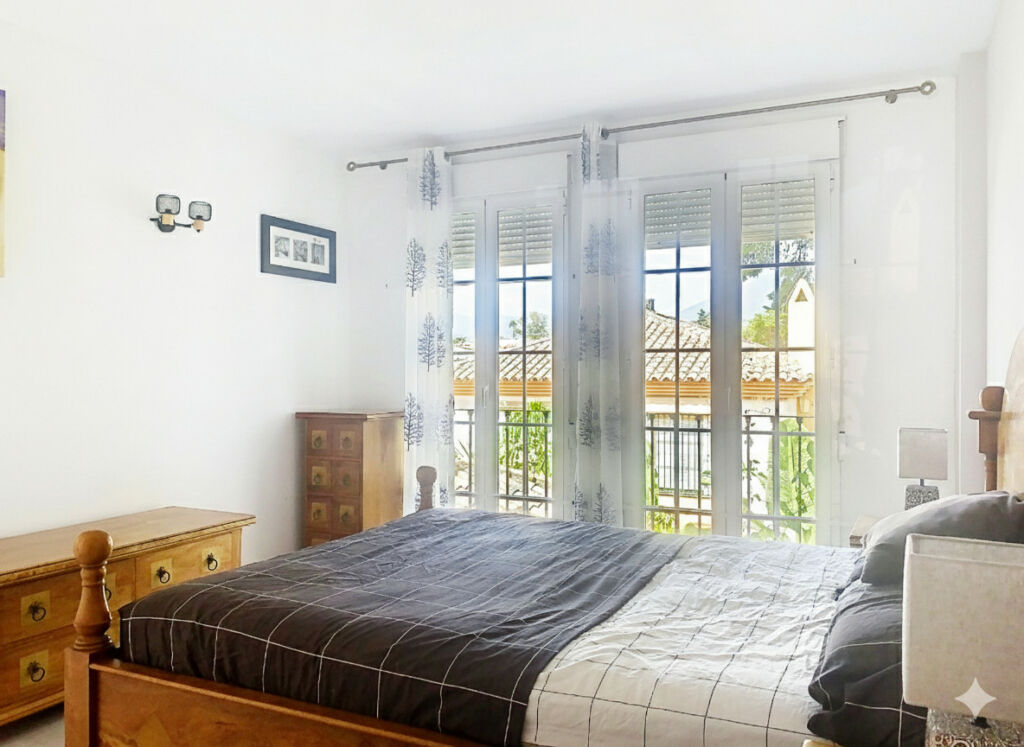 Semi-Detached House Guadalmina Alta Málaga - image 22