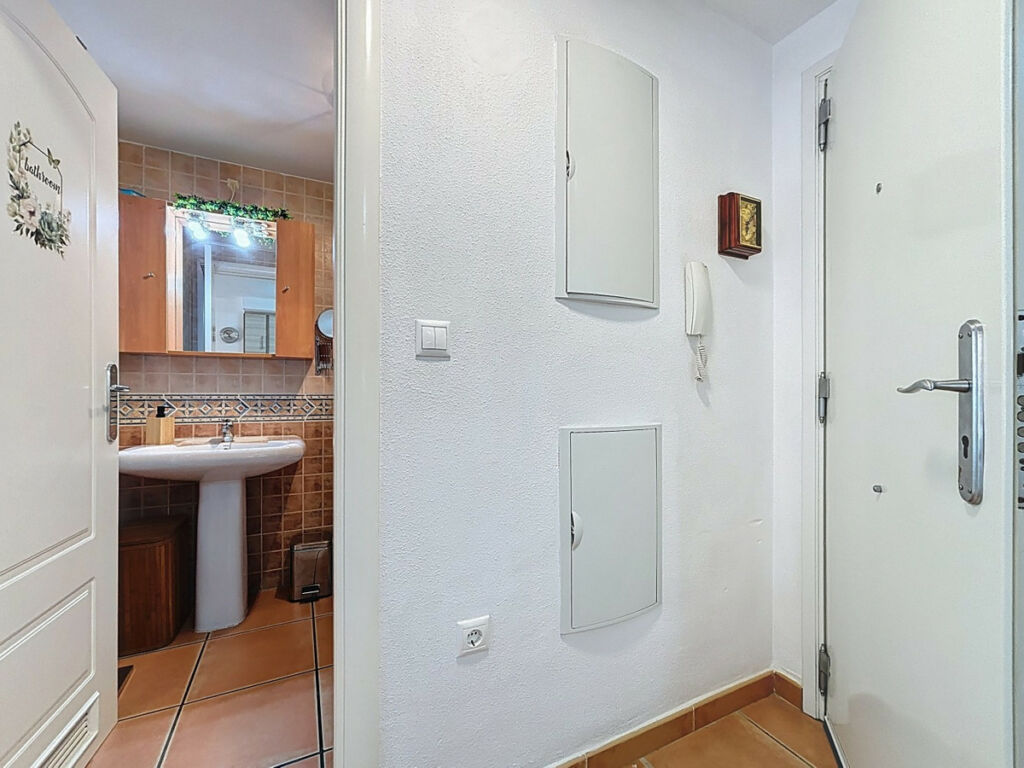 Middle Floor Apartment Torrox Málaga - image 22