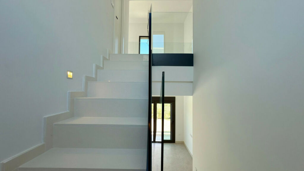 Detached Villa Muchamiel Alicante - image 22